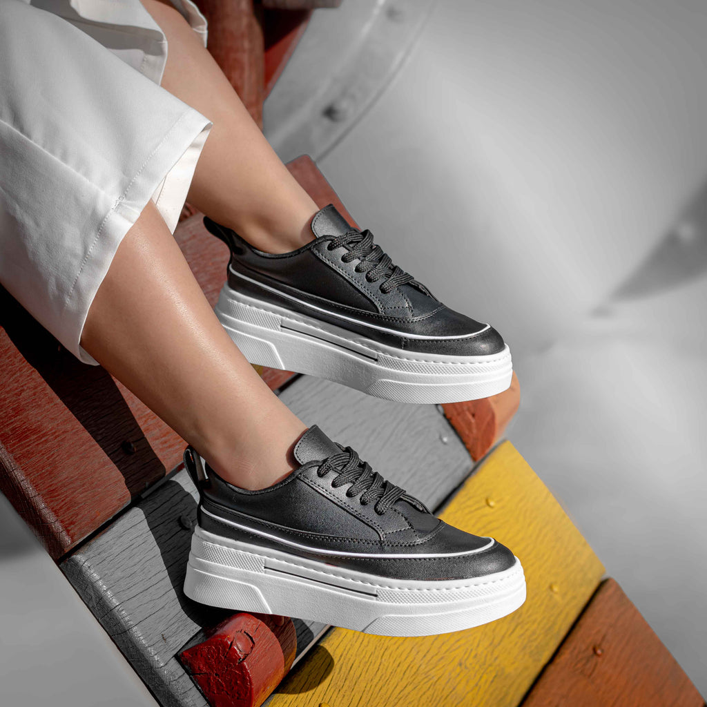 El tenis que transforma tu look y te da 10 cm de altura con total confort — ideal para mujeres modernas, seguras y con estilo.