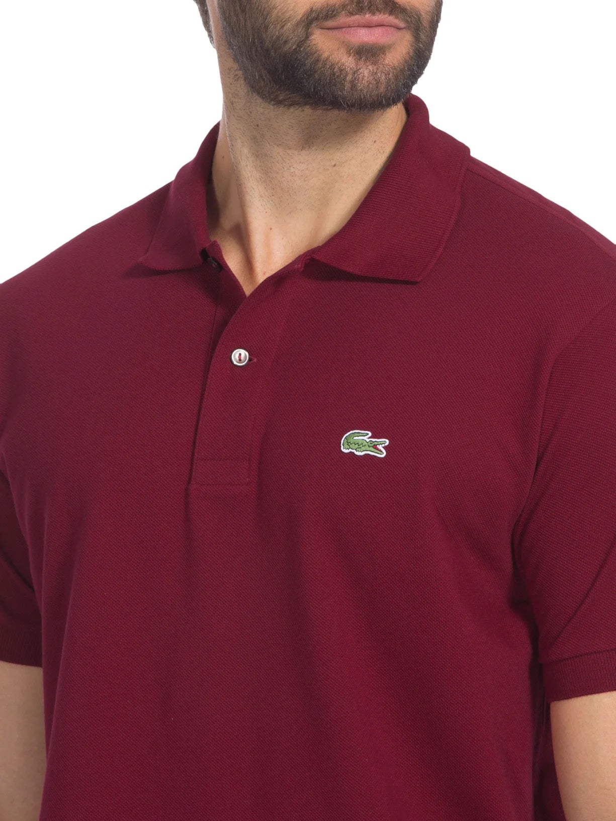 ¡La camiseta polo premium que te hace ver elegante y fresco en cada ocasión!