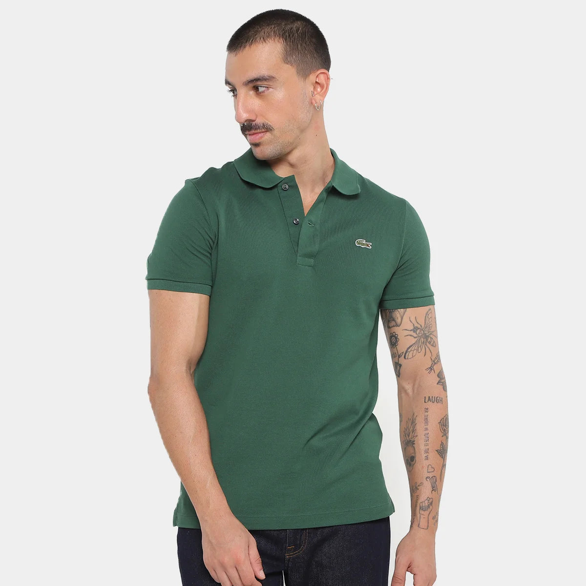 ¡La camiseta polo premium que te hace ver elegante y fresco en cada ocasión!